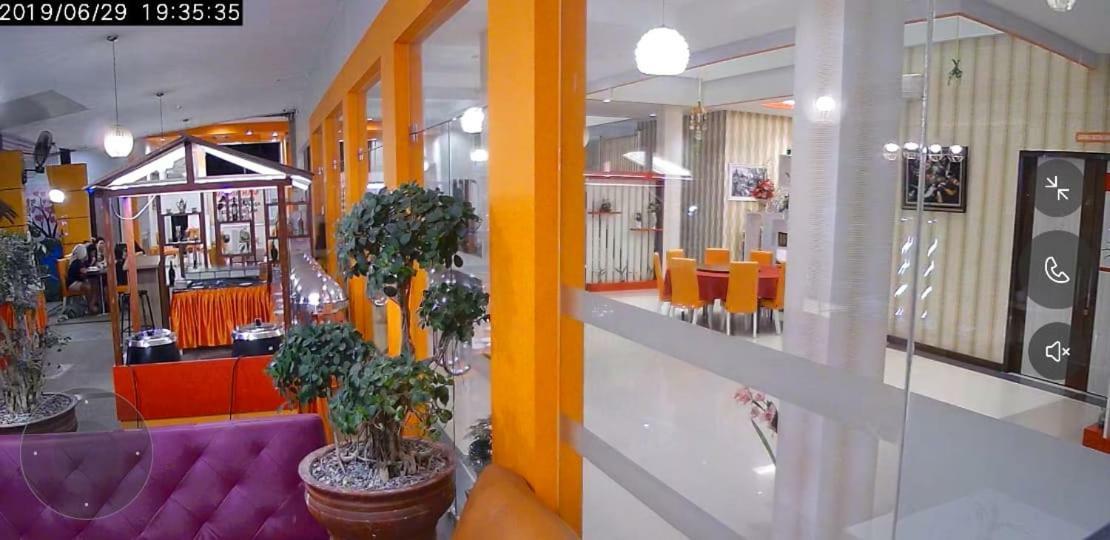 Fortune Front One Hotel ケンダリ エクステリア 写真