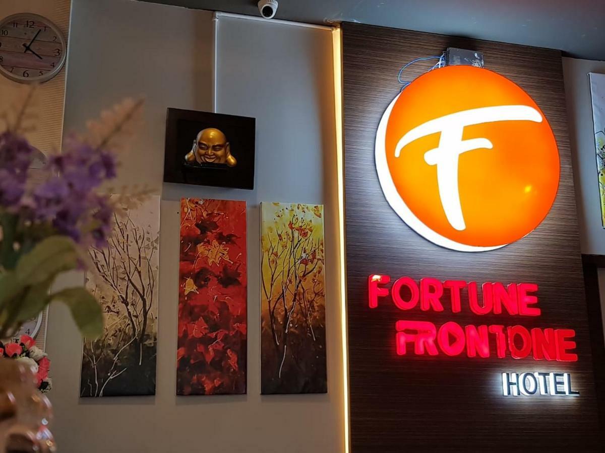 Fortune Front One Hotel ケンダリ エクステリア 写真